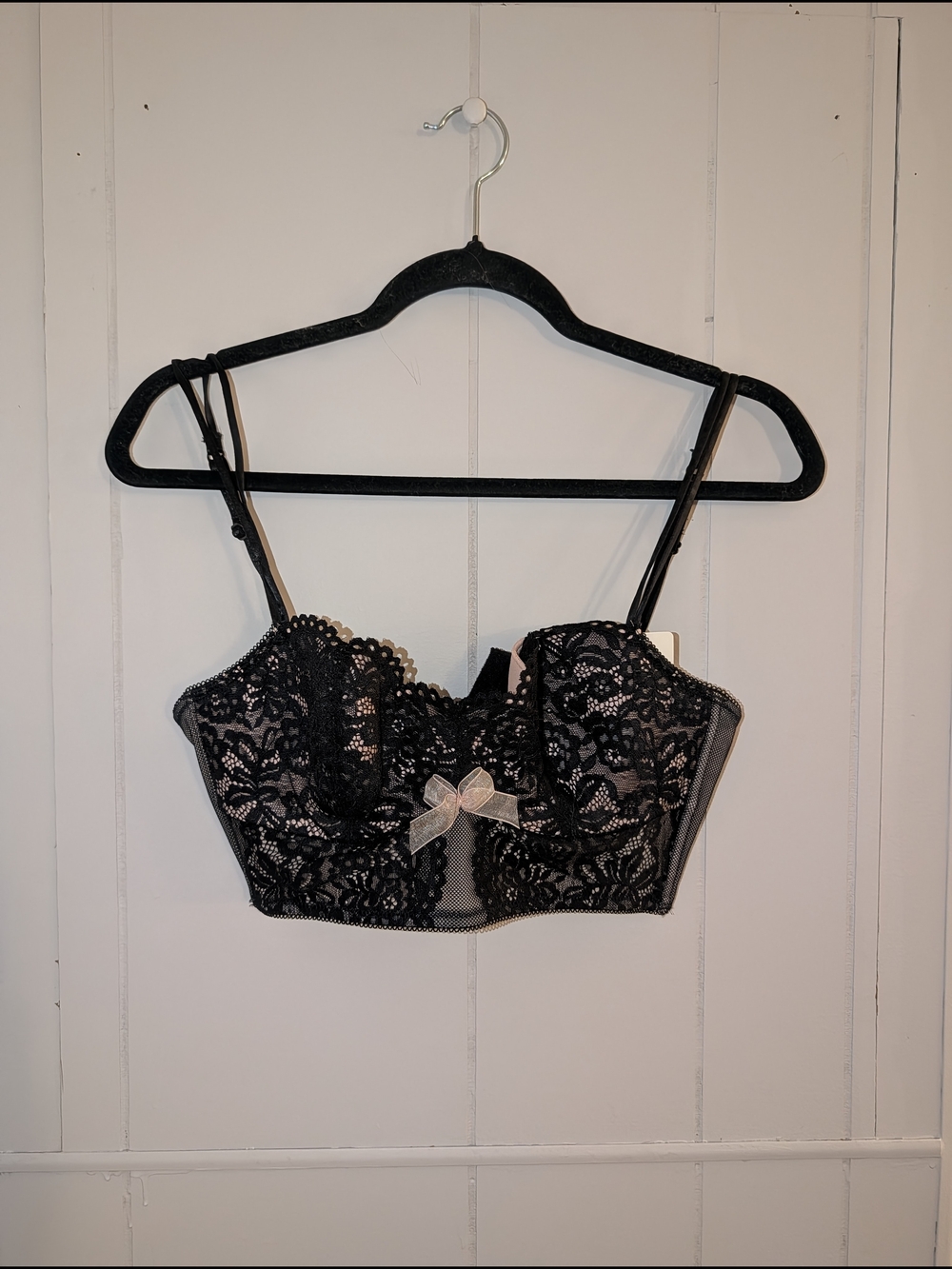 M NWT B. Tempt'd Black Lace Longline Bralette with Bow